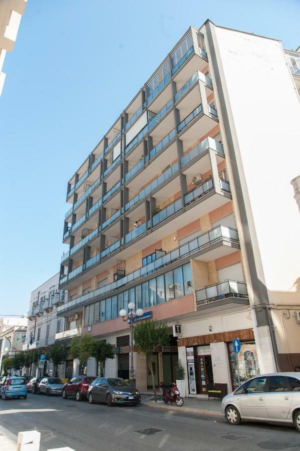 Hotel Casa D'Amare Trani Exterior foto